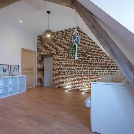 L'annexe Nyaraló *